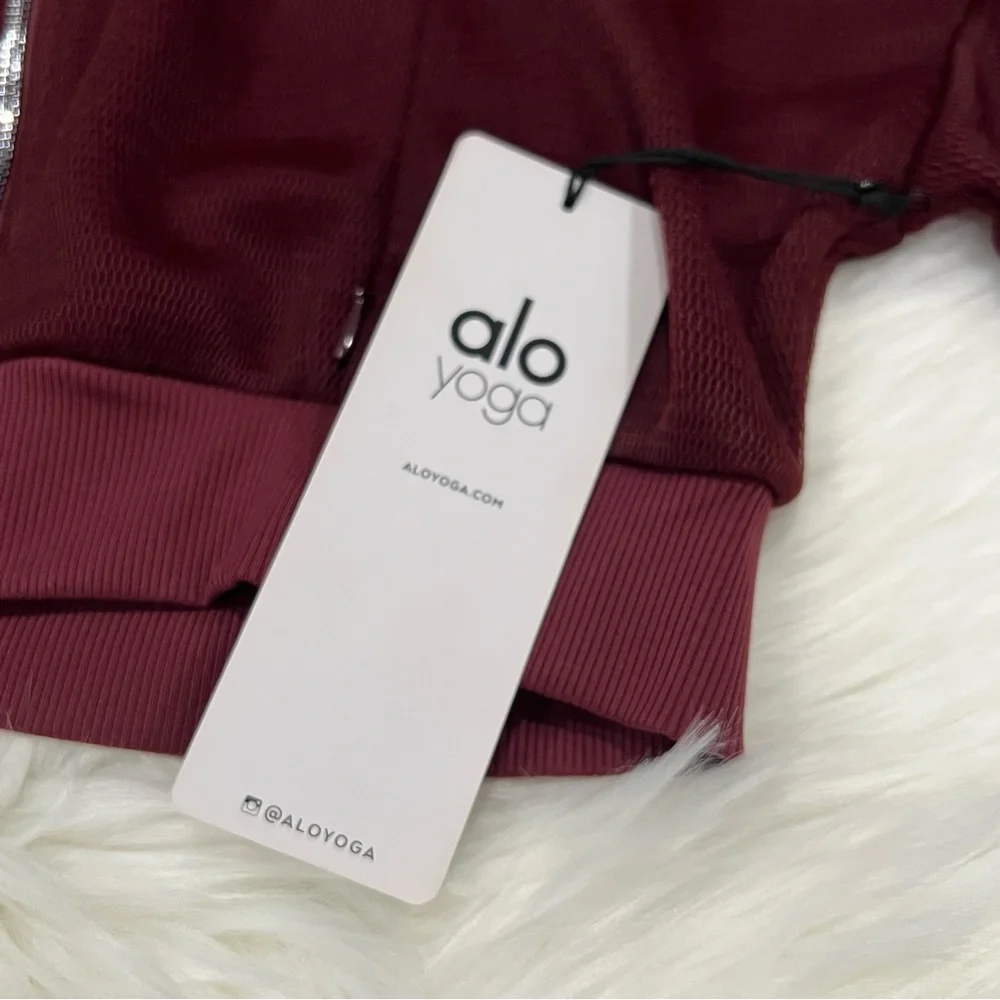 ALO Yoga Women's Field Crop Jacket - Picture 4 of 8